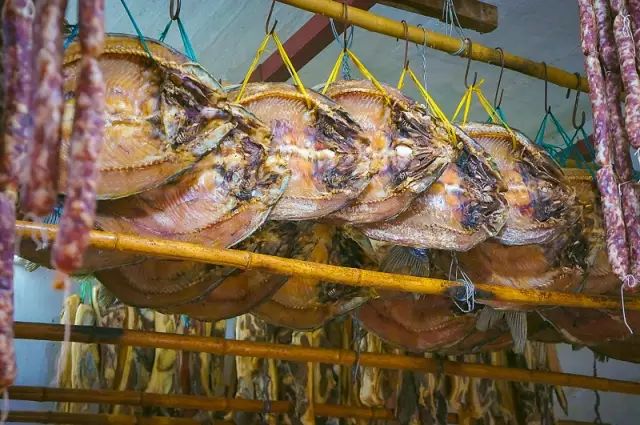 在武汉，过年囤货是一道养肉题