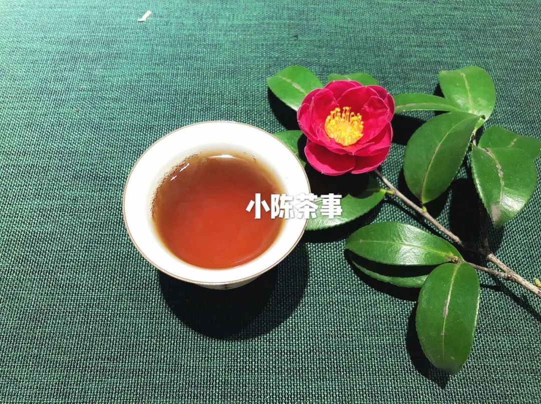 无论到哪里喝茶不能将就,喝茶的人不肯将就