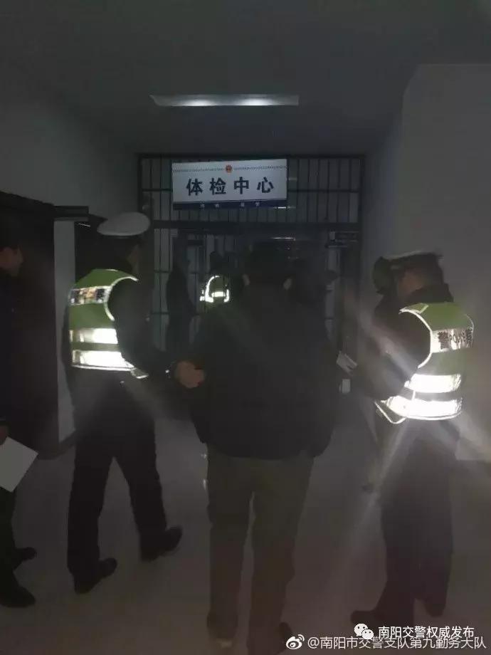 南阳一晚上62起酒驾“入网”，10人被刑拘，蜀黍内心很崩溃……