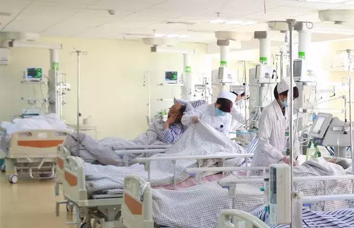 重症肌无力和神经损失哪个严重,重症肌无力晚年