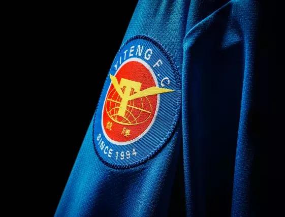 kelme新赛季足球训练服,kelme足球中甲