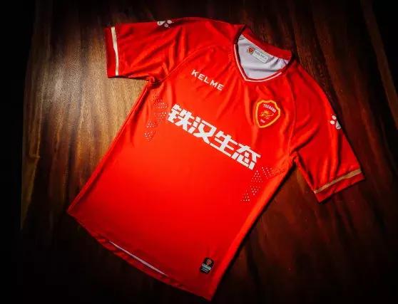 kelme新赛季足球训练服,kelme足球中甲