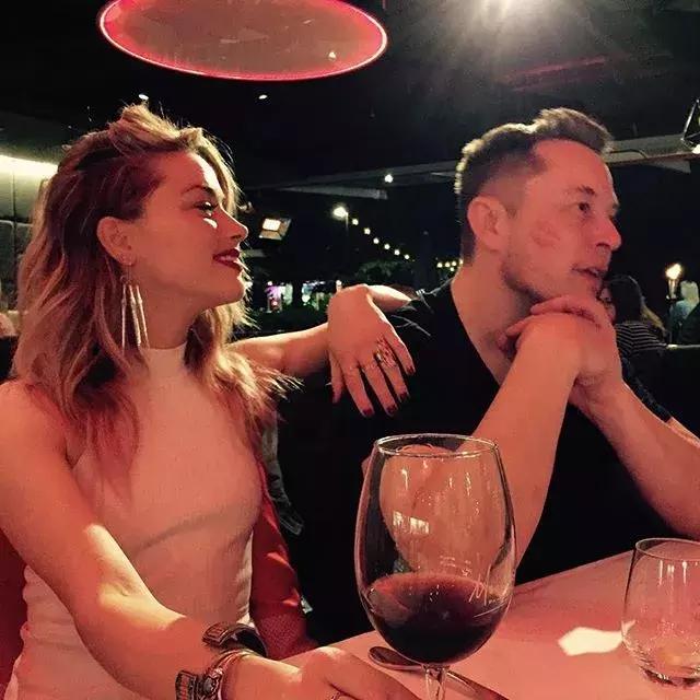 火爆全网的马斯克,马斯克霸屏