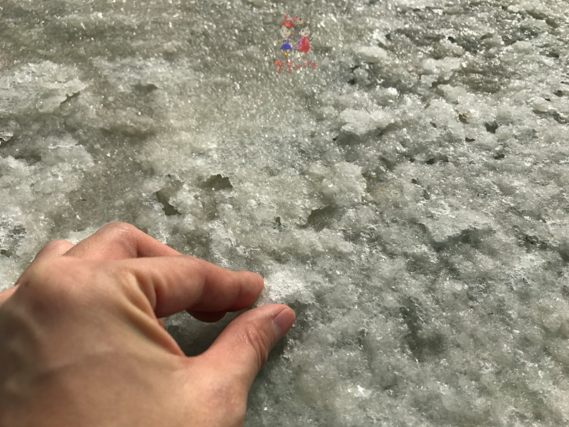 看我国仅次于死海和红海的最咸海区！吃比广东还好吃的烤乳猪！