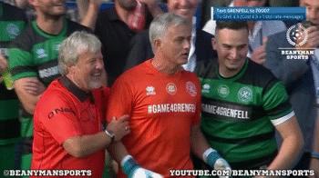 既能踢前锋又能当门将的球员,足球场上除了门将最轻松的位置