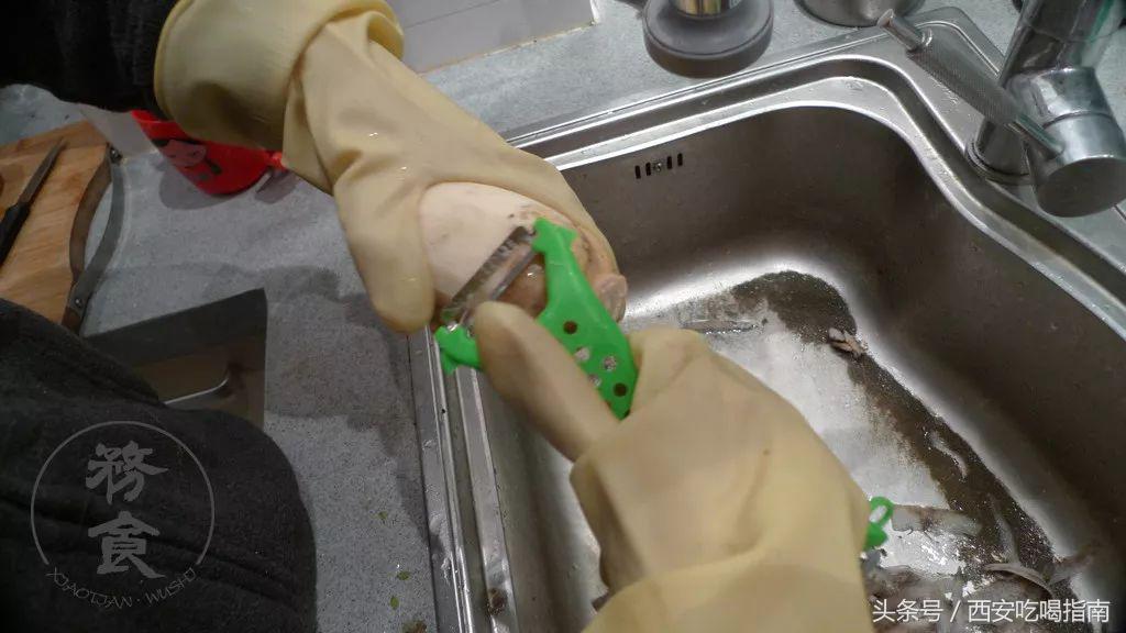 正常藕粉冲熟后应是什么颜色的,正宗无添加的藕粉是什么颜色