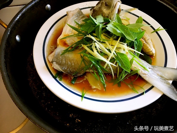 清蒸酱汁鱼怎么做,豉汁蒸鱼怎么做才好吃
