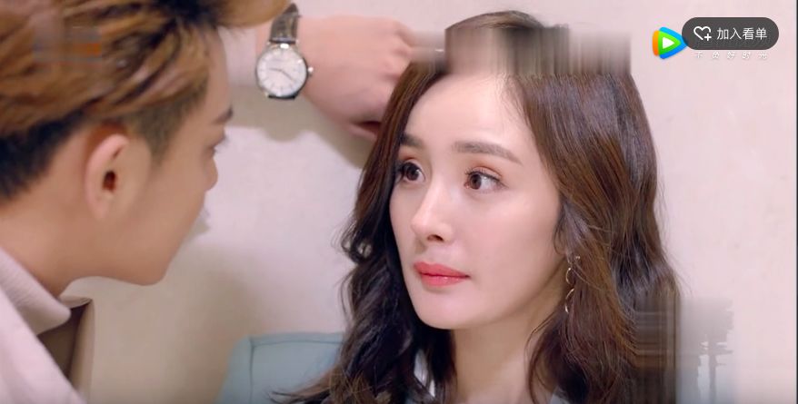 杨幂说熬夜要用多少钱的化妆品,杨幂用的护肤品品牌