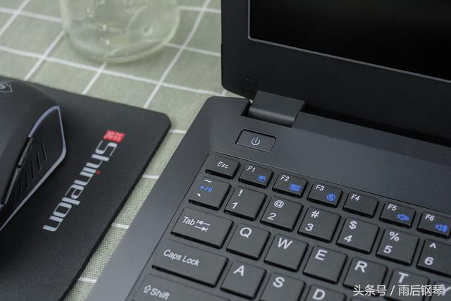 炫龙笔记本i7四代,炫龙有几款17寸的笔记本