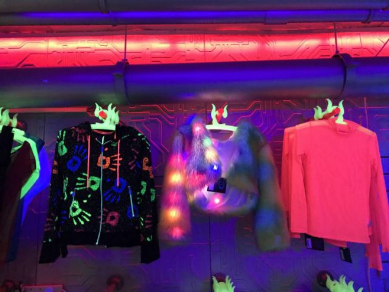 赛博朋克为什么伤害低,虚假的赛博朋克和真正的赛博朋克