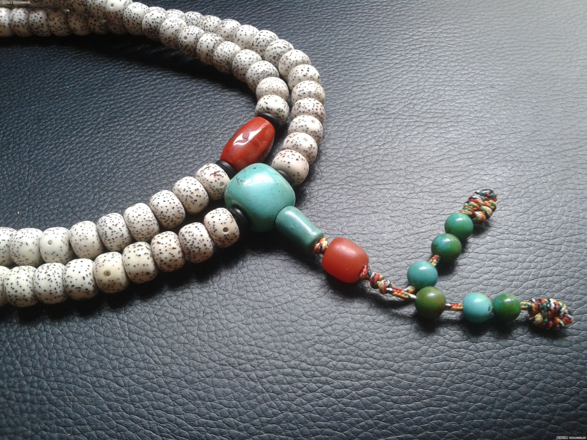 贵到离谱的手串,再贵的首饰也抵不过