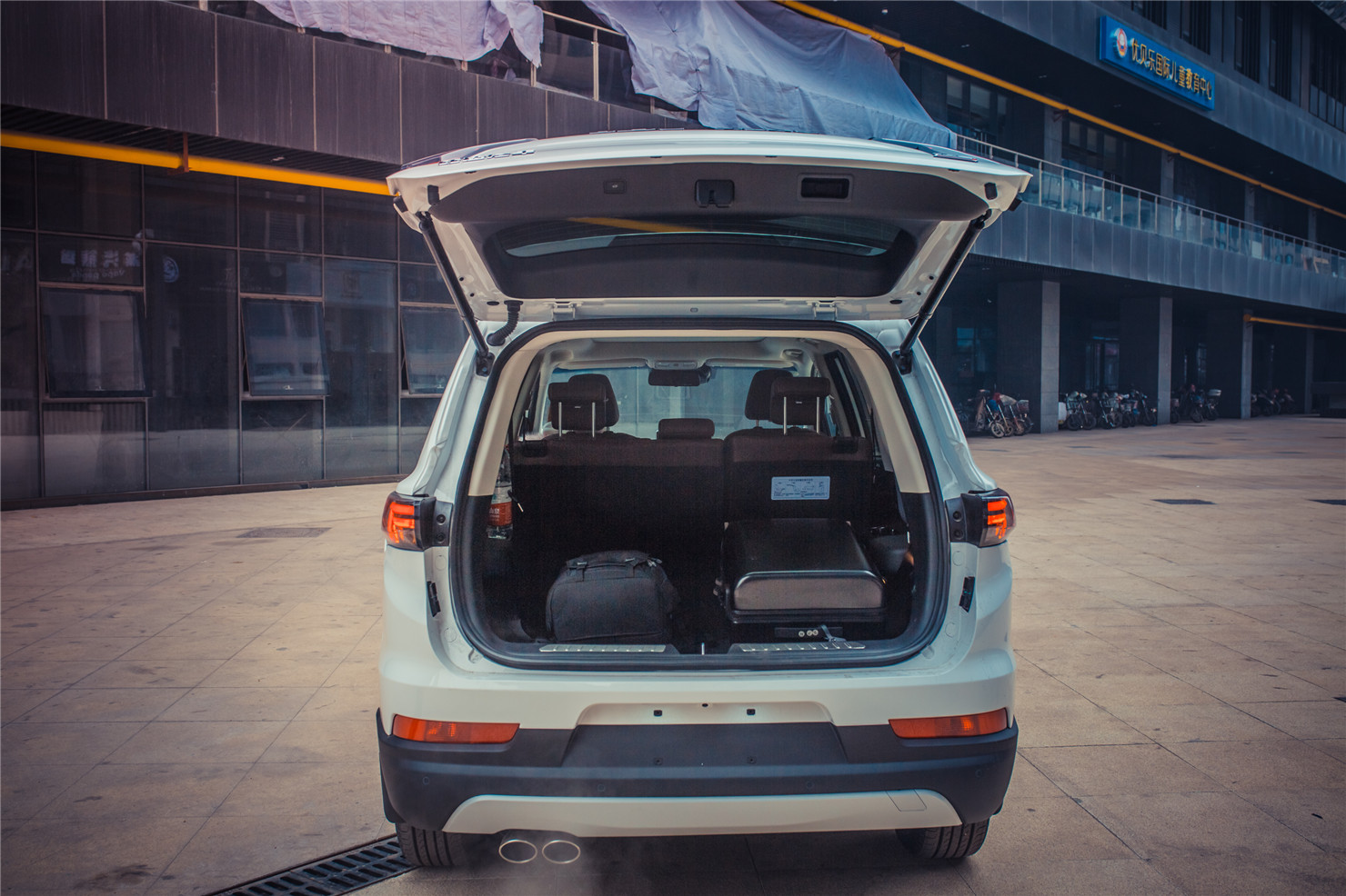 驾比速T5，冬日太原暖心游