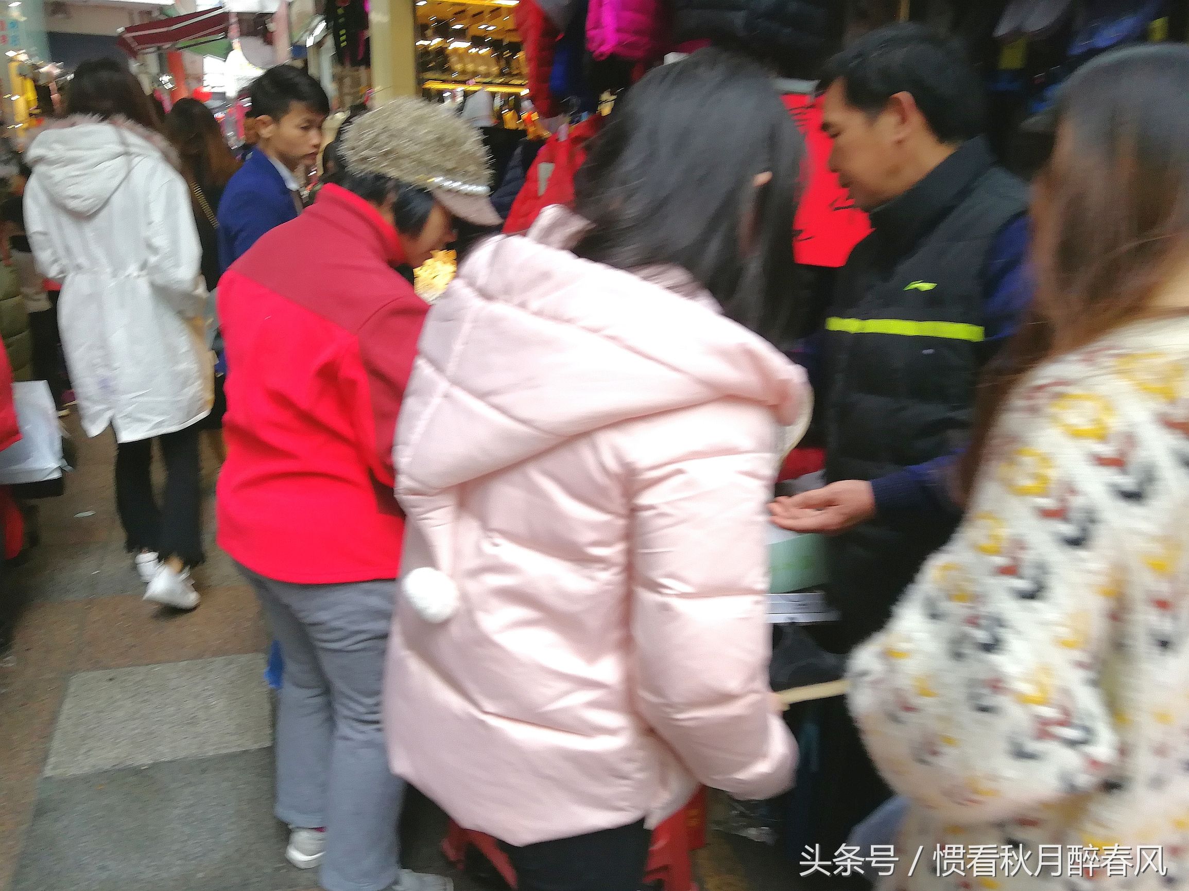 10年的深圳东门步行街,深圳东门步行街最值得逛的一条街