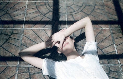 日久见人心谁会在乎你带字图片,日久见人心是我们都知道的一句话