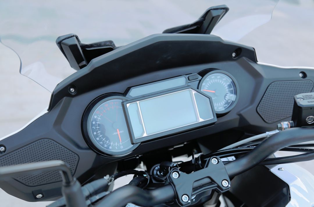 贝纳利黄龙600巡航版测评,贝纳利黄龙600巡航版评测