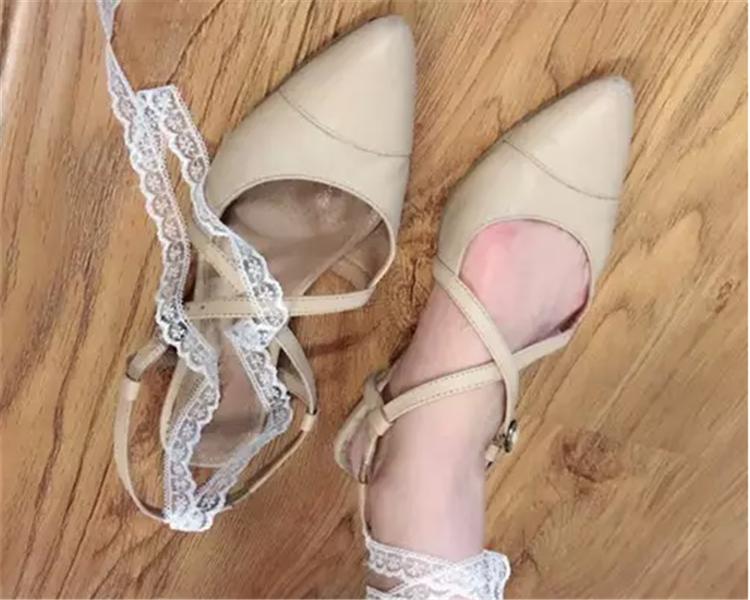 鞋子总是掉,鞋子老是掉跟是怎么回事