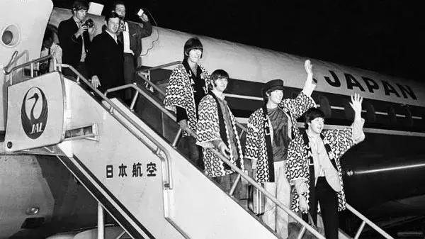 披头士对日本的影响,披头士为什么臭名昭著