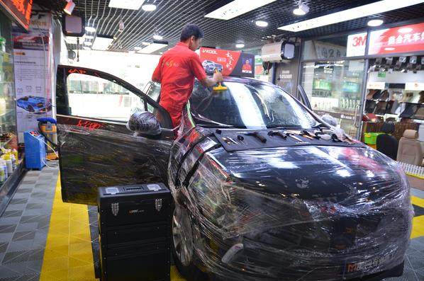 汽车贴膜可以防止玻璃破碎吗,玻璃贴膜能防止碎裂么