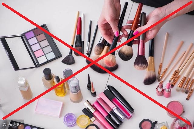 女人面色浮肿,女性脸部浮肿吃什么药