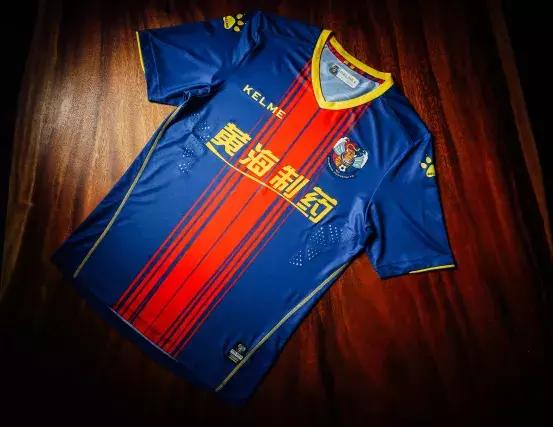 kelme新赛季足球训练服,kelme足球中甲