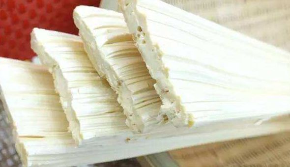 二十三,糖瓜粘,灶王老爷多美言!快过年啦!