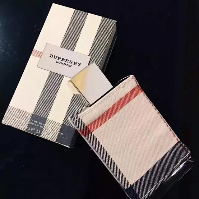 爸妈结婚纪念日送什么礼物好 (父母礼物实用型推荐)