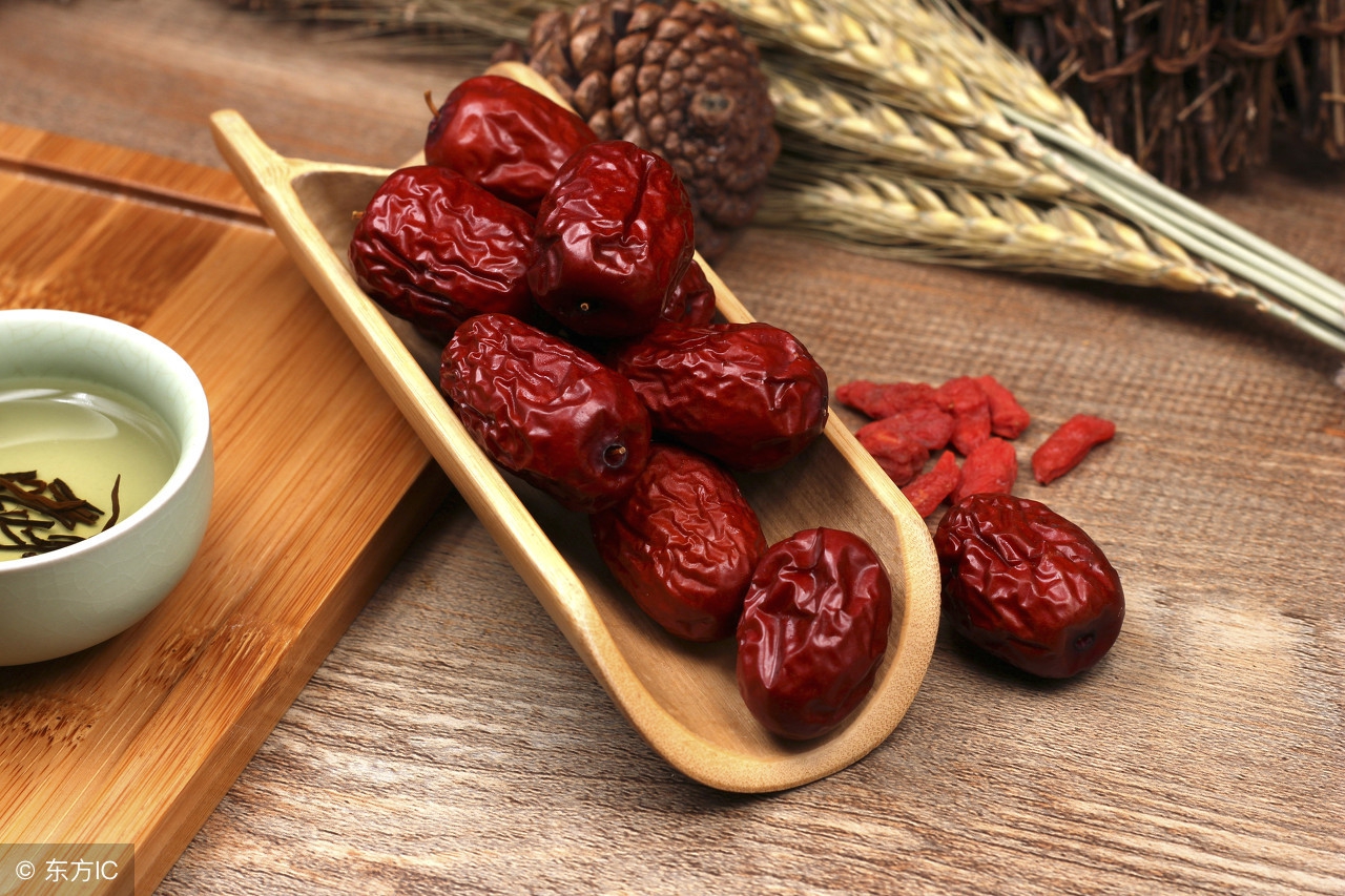 一日三枣终身不显老的意思,一天吃几个干枣有什么好处