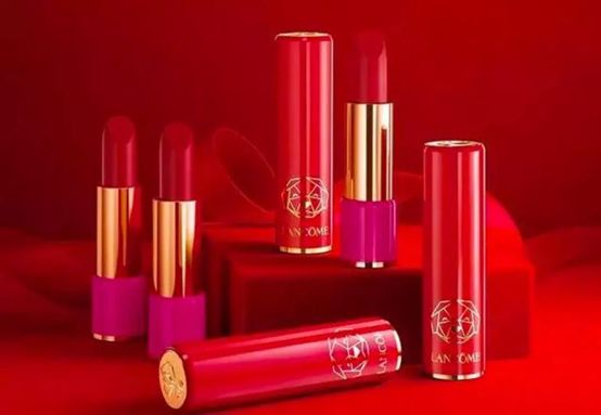 辣眼睛!你们国际大牌是不是对中国狗年有什么误解?