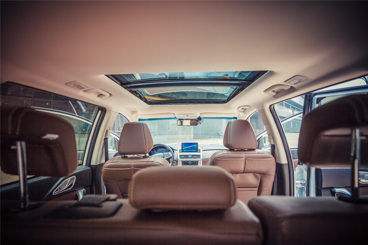 驾比速T5，冬日太原暖心游