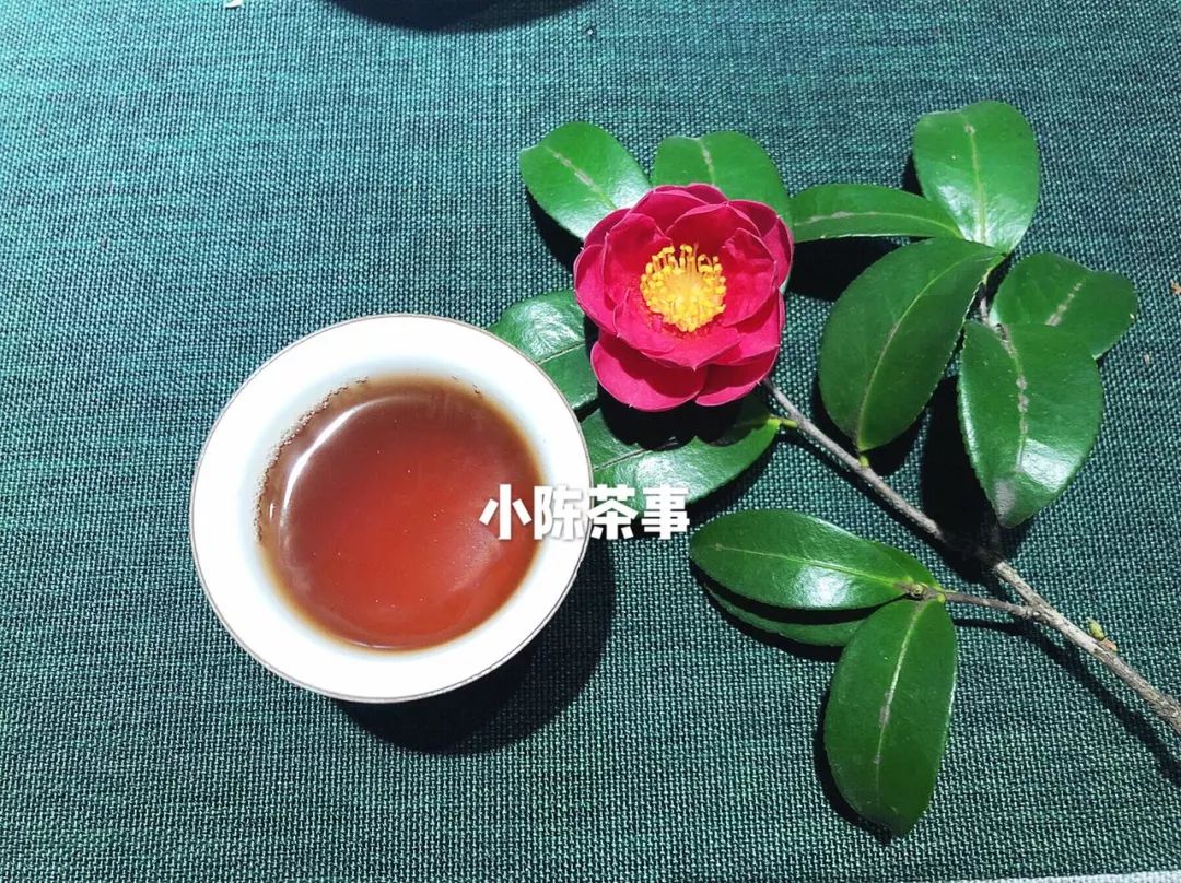 无论到哪里喝茶不能将就,喝茶的人不肯将就