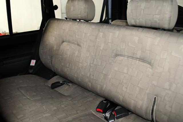 诞生于军工厂，仅卖11万，有人将它比作国产霸道，砸锅卖铁也要买