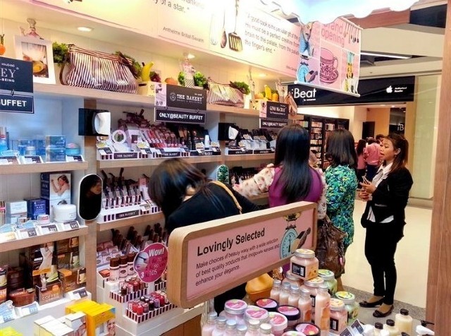 去泰国必买化妆品推荐,中国出口泰国彩妆化妆品