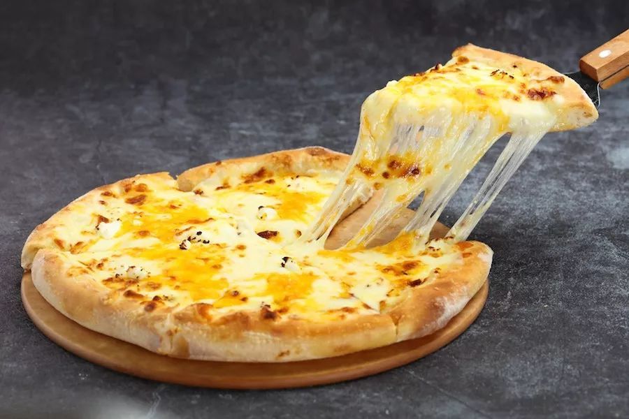 他想1年开1000家店，一块披萨里的“大野心”|慕玛披萨顾叶挺