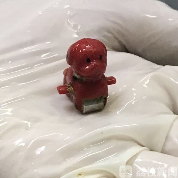 三岁男童不蹲着大便怎么办,3岁男宝宝不会去拉屎怎么办