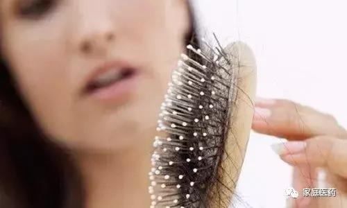 如果你长痘了该如何护理,长痘脱发是怎么回事