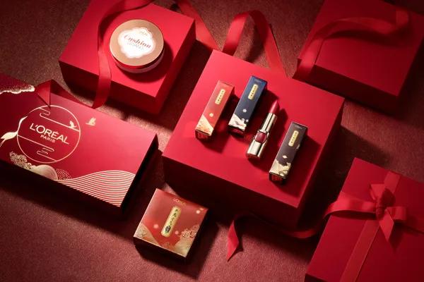 千秋艳绝五大美人你知道吗？过中国年，口红就涂中国红！