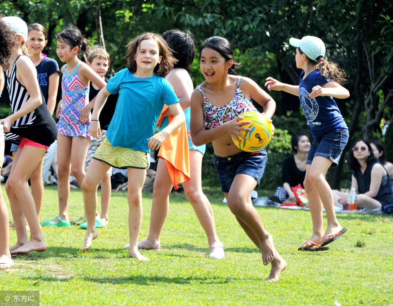 宝宝骨头响是为什么,抱宝宝时听到骨头咯咯响有事吗