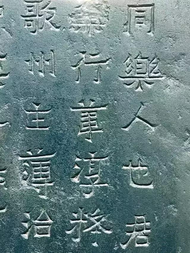 压豆腐的石头,一块压豆腐的石板