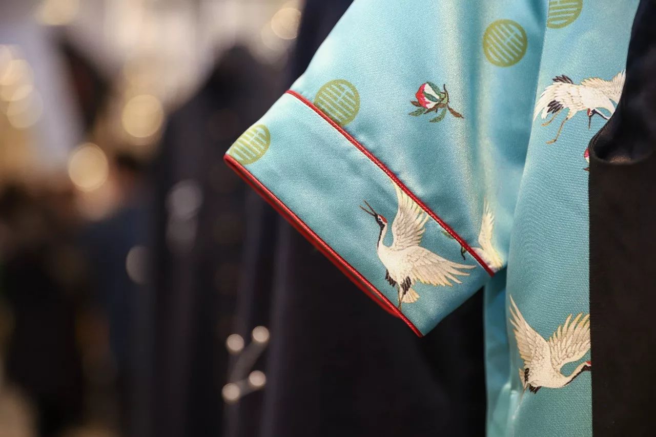 一针一线中式嫁衣,一针一线时尚