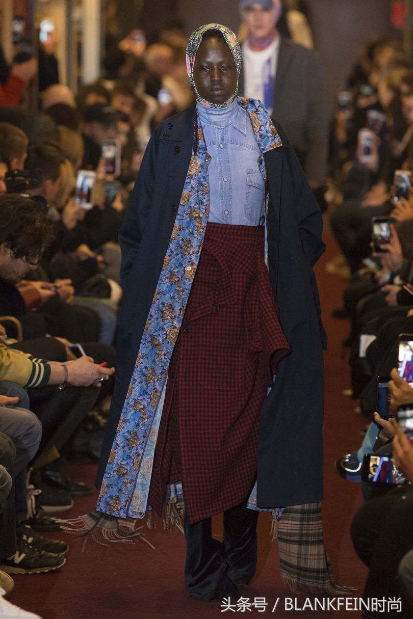 时装周eliesaab秀场,vetements男装发布会