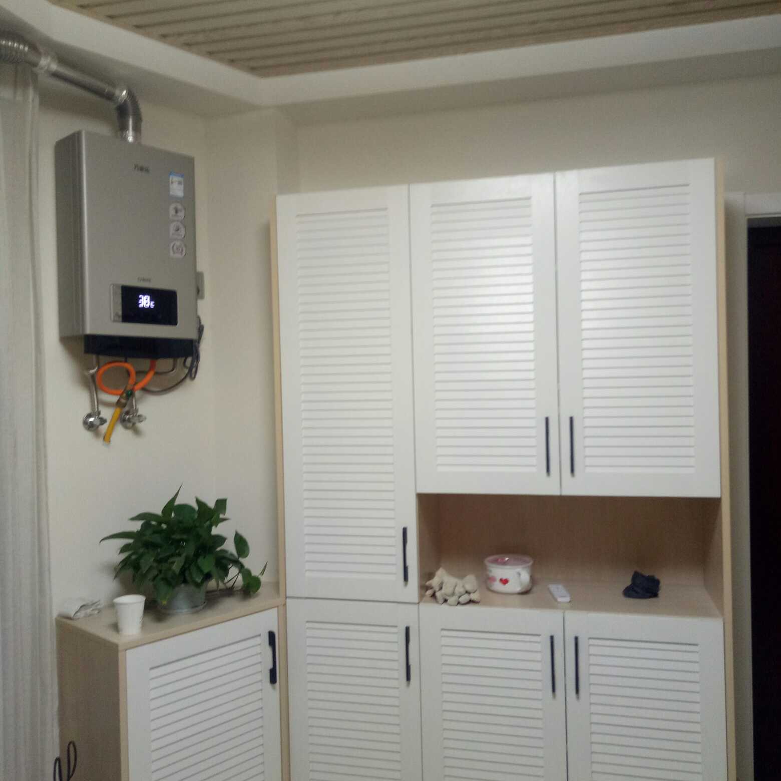 适合年轻人的背景墙设计图,简单大气年轻人背景墙效果图