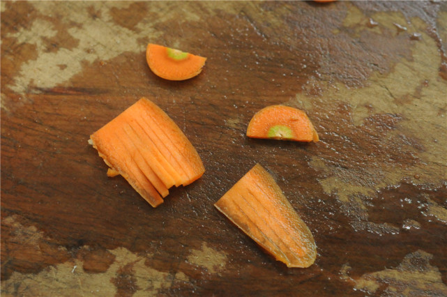 茄子灯笼年夜饭必备菜,茄子做成灯笼的做法视频