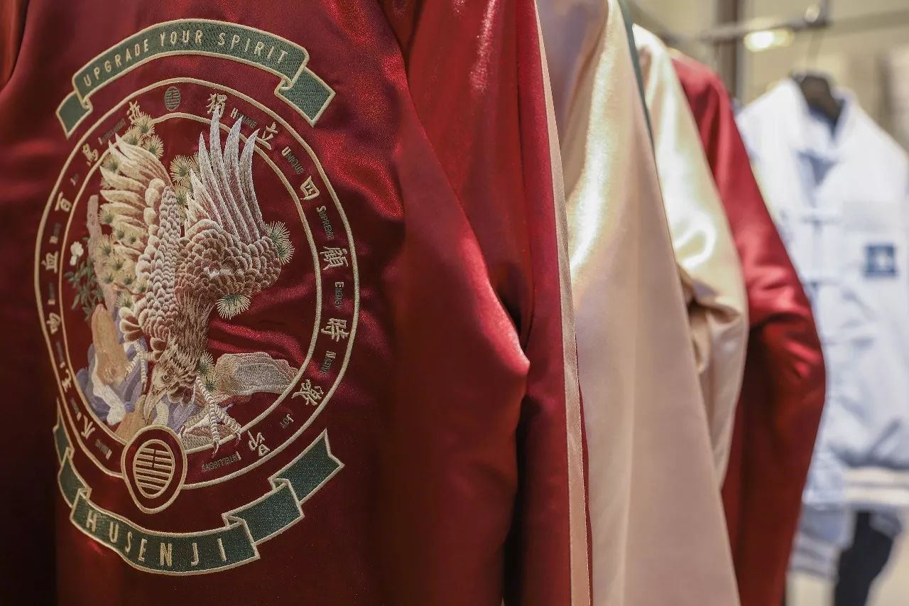 一针一线中式嫁衣,一针一线时尚