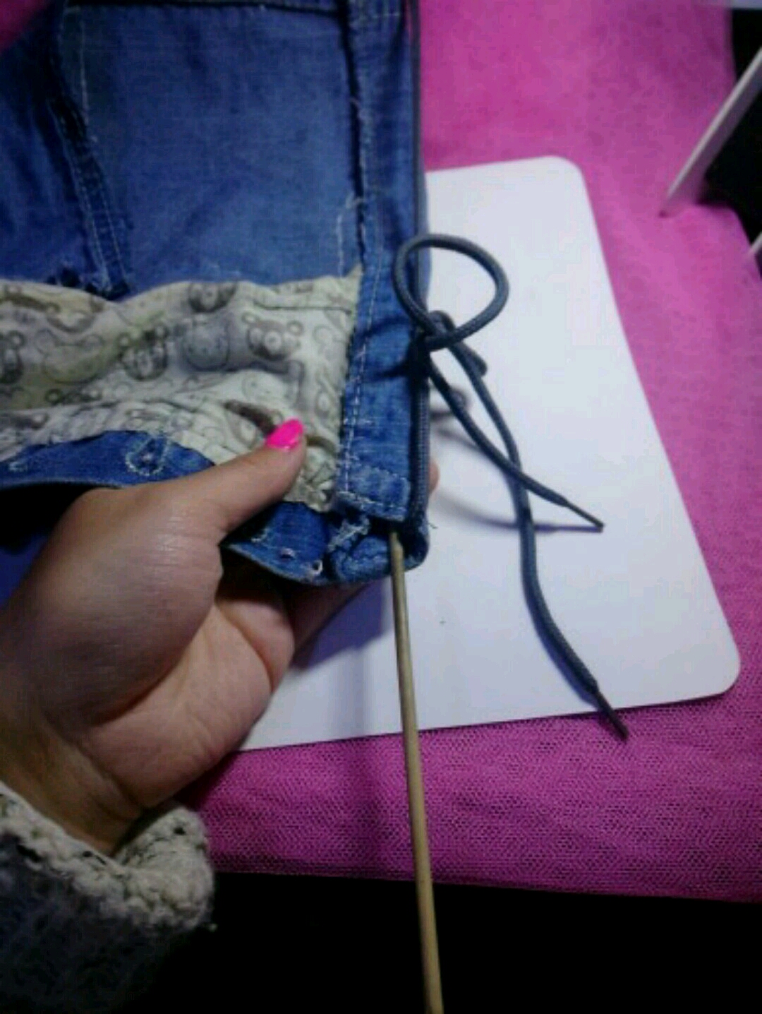 最简单的牛仔收纳袋,废物利用自制挂墙收纳袋