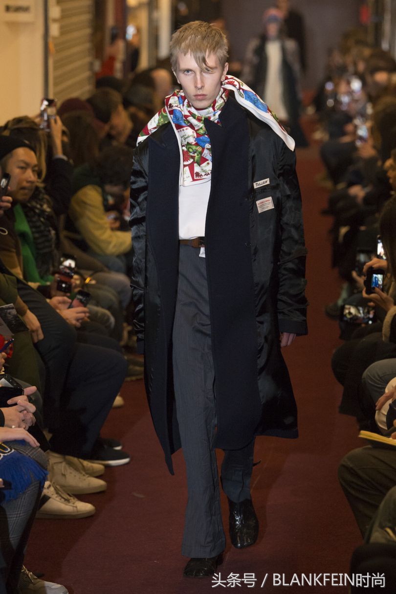 时装周eliesaab秀场,vetements男装发布会