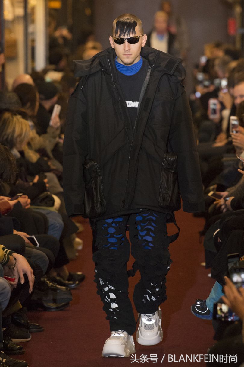 时装周eliesaab秀场,vetements男装发布会