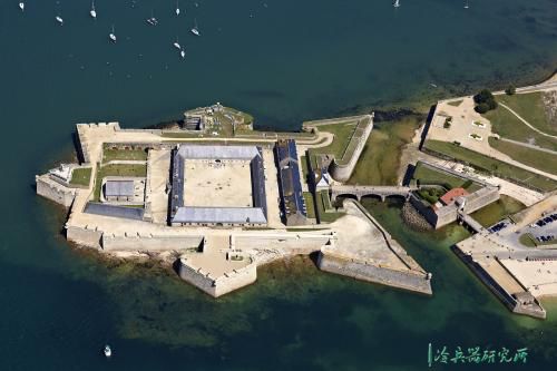 大半生都在给法国建造“贞操带”的元帅,工程师沃邦的传奇一生