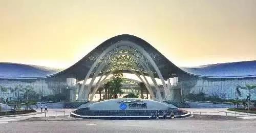 2018三亚免税店购物攻略，三亚免税店免费接送大巴班车