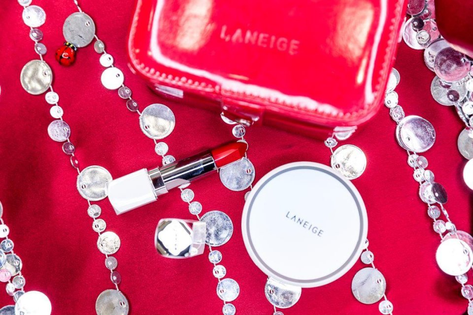 跟着宋慧乔、李圣经一起打造“新年妆”,你看怎么样?