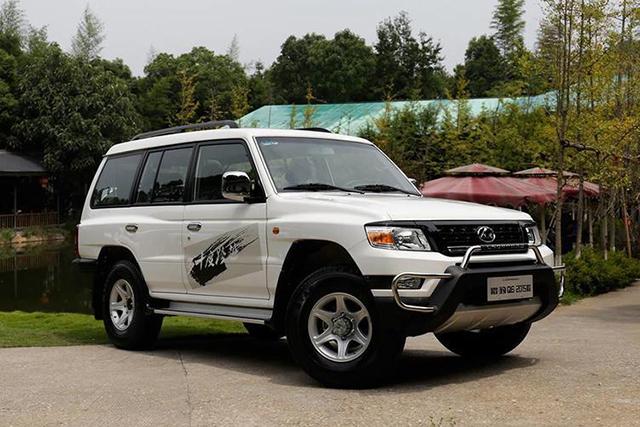 诞生于军工厂，仅卖11万，有人将它比作国产霸道，砸锅卖铁也要买